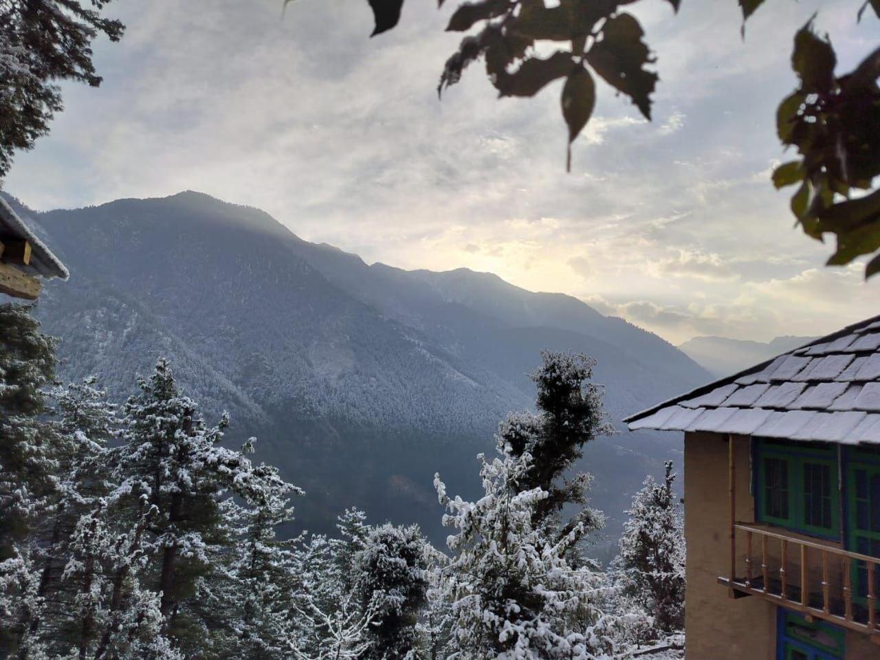 Old Is Gold Mudhouse Lushal Jibhi Apartment Exterior photo