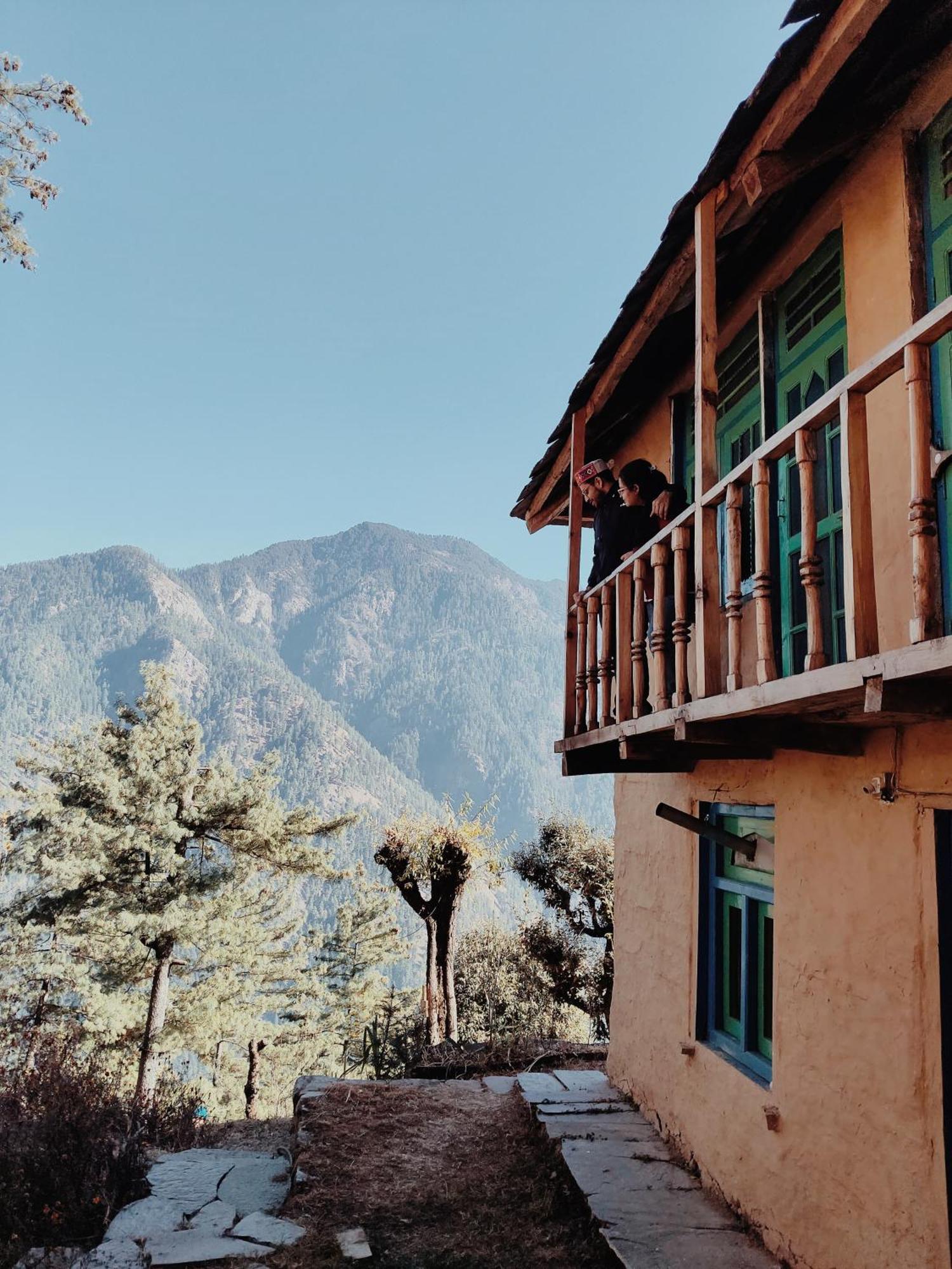 Old Is Gold Mudhouse Lushal Jibhi Apartment Exterior photo